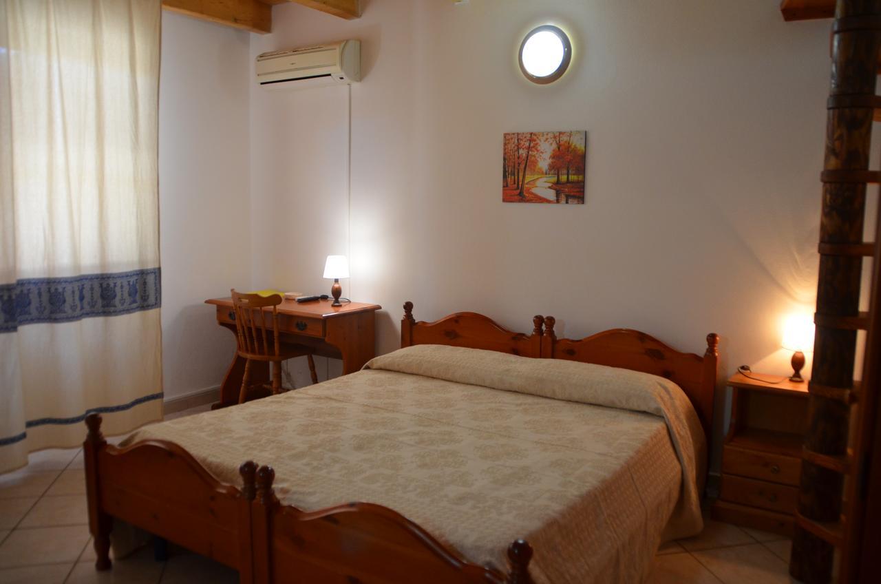 Agriturismo Agrifoglio San Giovanni Suèrgiu Eksteriør bilde
