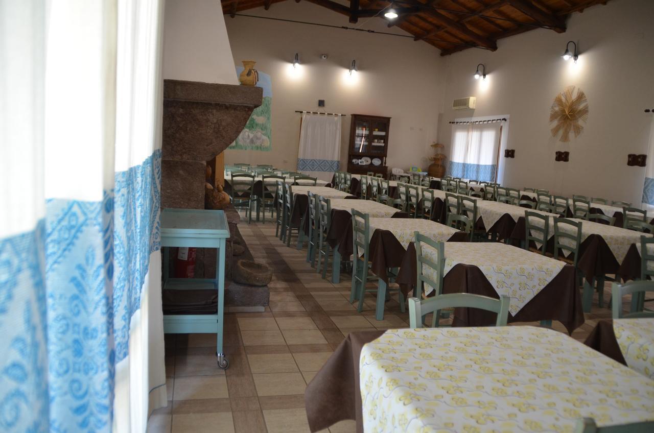 Agriturismo Agrifoglio San Giovanni Suèrgiu Eksteriør bilde
